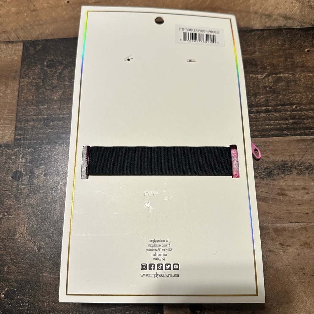 Simply Southern Pink Paisley Tumbler Pouch - Picture 3 of 6